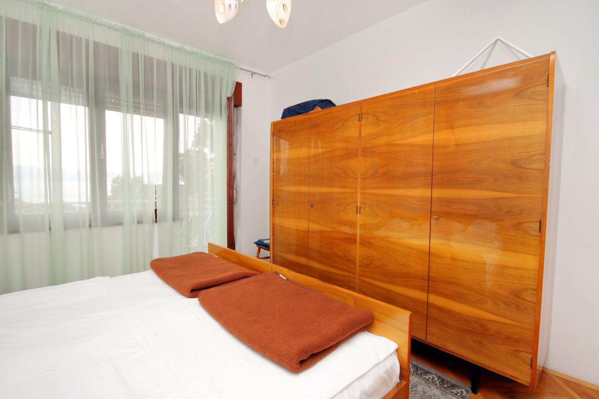 Apartments With A Parking Space Novi Vinodolski - 2423 Quarto foto